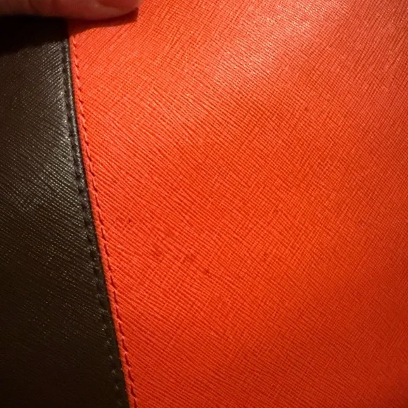 MICHAEL Kors Jet Set StripeTote saffiano leather orange-wallet Set EUC - Picture 8 of 14